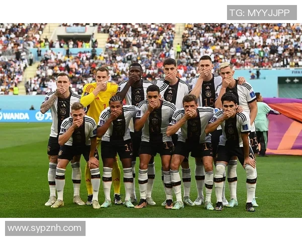 天下足球巅峰对决德国队与意大利队的经典较量回顾与展望