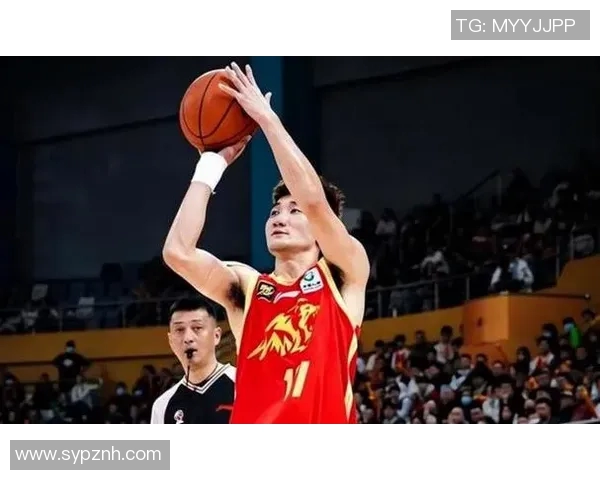 孙铭徽：从青涩少年到篮球场上的璀璨明星之路探索