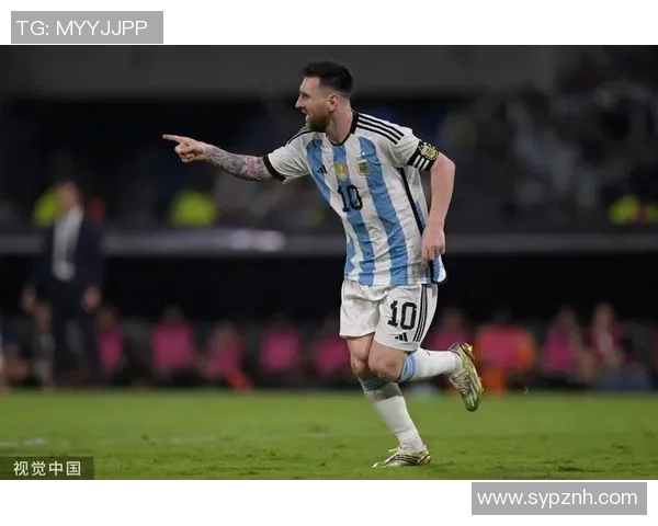 梅西在对阵巴西的比赛中上演精彩帽子戏法引发全球热议