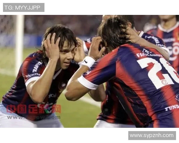 波特诺与波士顿河的激烈对决揭示足球战术与团队精神的完美结合