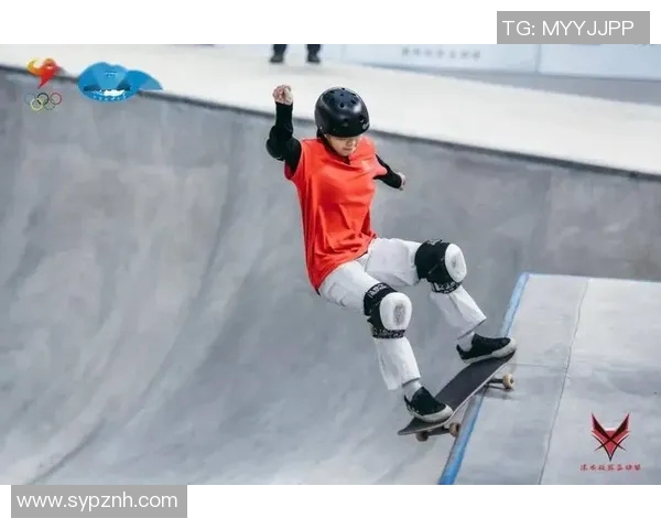 深圳滑板队荣登全国滑板状态排行榜第二名展现实力与风采 深圳滑板队荣登全国滑板状态排行榜第二名展现实力与风采