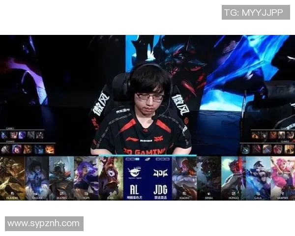 英雄联盟战术解析：深入探讨JDG中路选手的突破与策略